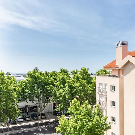 Apartament With Private Parking *