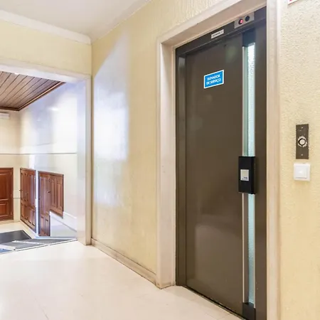 With Private Parking Apartament *