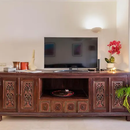 With Private Parking Apartment Cascais