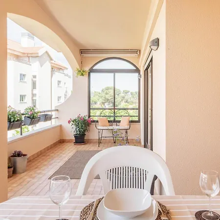 Apartamento With Private Parking *