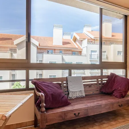 With Private Parking Cascais